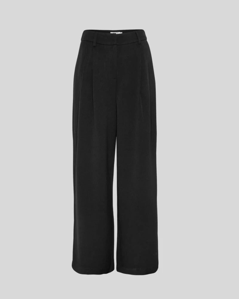 Hose-Henrika