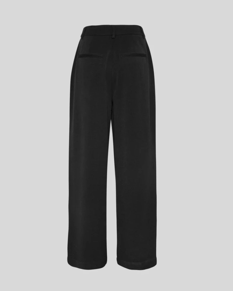 Hose-Henrika