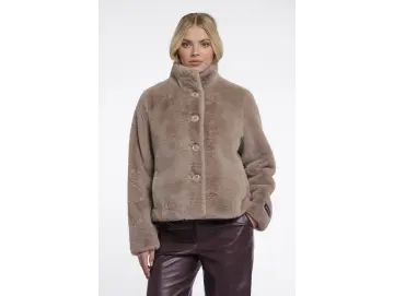 Jacke-Vie