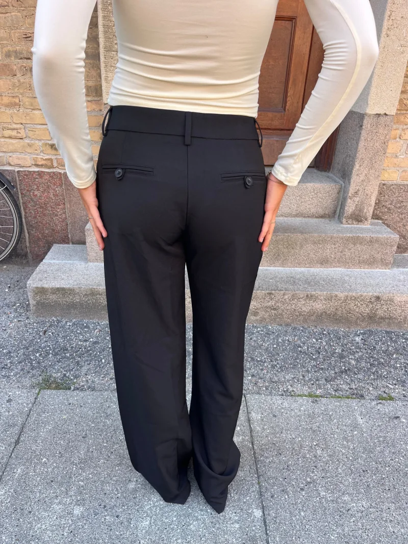 Hose-Nora low waist