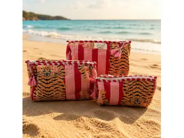 Clutch/Make up bag