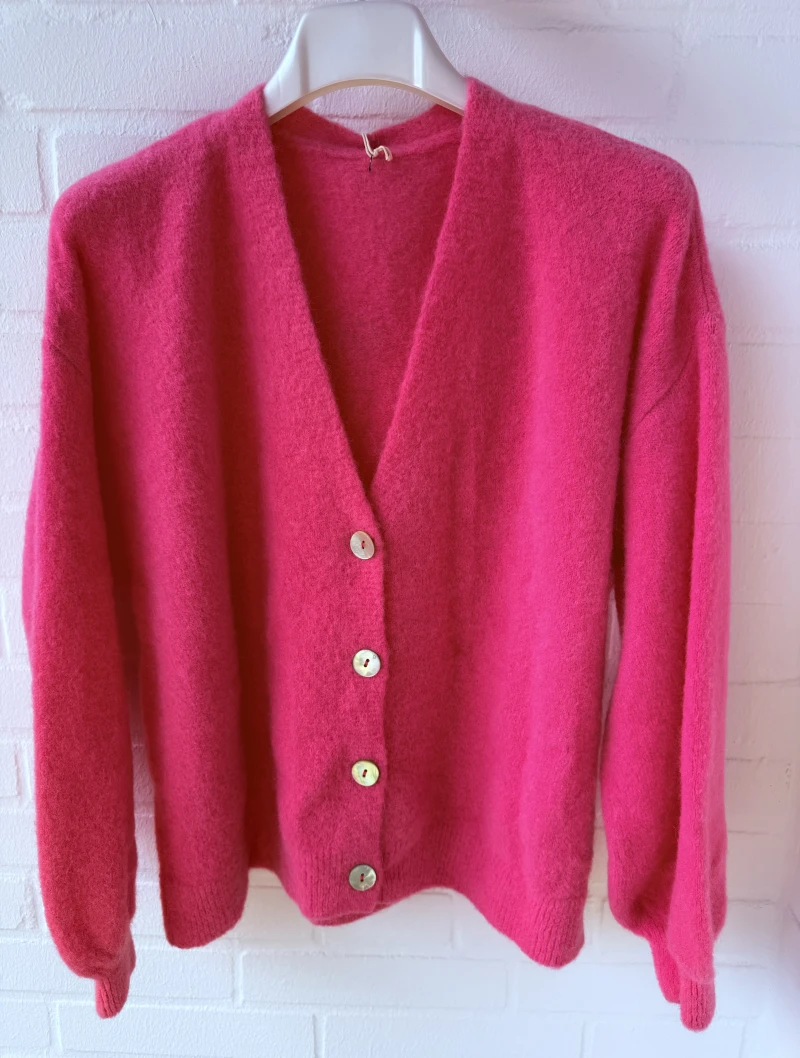 Cardigan-Itza