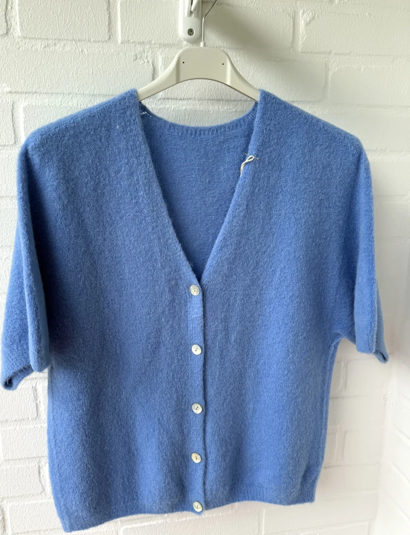Cardigan-V-Classic halbarm