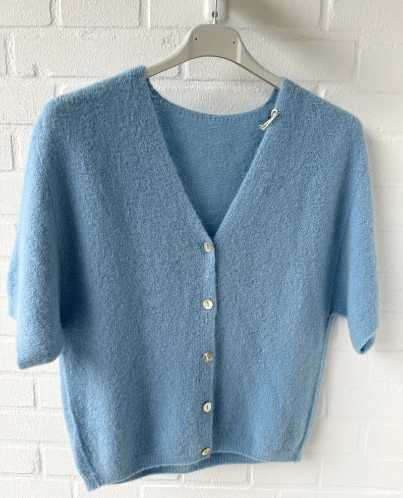 Cardigan-V-Classic halbarm