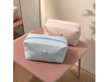 Clutch/Make up bag