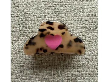Hair claw